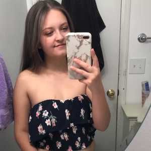 Meet your Posher, Carrie